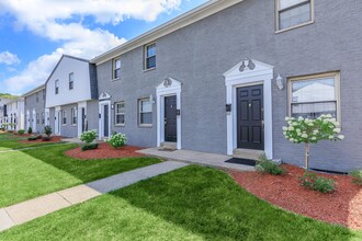 Townhomes at Blendon in Westerville, OH - Building Photo - Building Photo