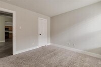 10527 Friars Hill photo'