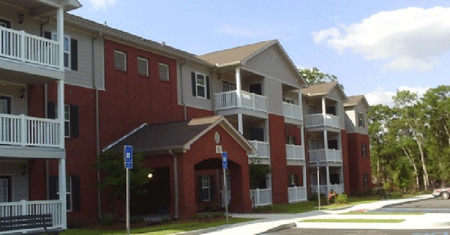 Woodlawn Terrace Apartments