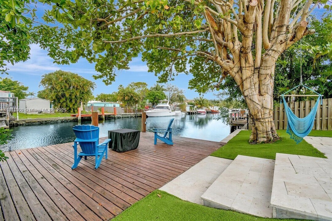 4721 SW 34th Dr in Fort Lauderdale, FL - Building Photo