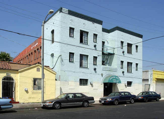 Fedora Apartments in Los Angeles, CA - Foto de edificio - Building Photo