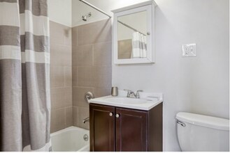 541 E Broadway, Unit 4 in Boston, MA - Building Photo - Building Photo