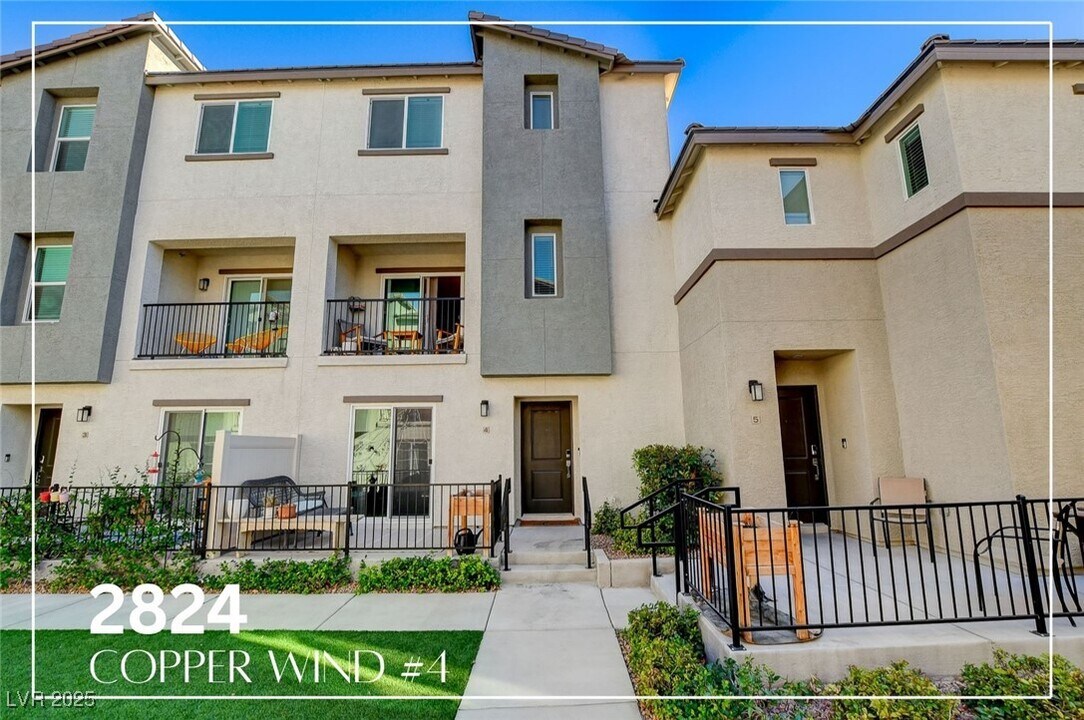 2824 Copper Wind Ln in Las Vegas, NV - Building Photo