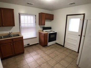 914 Broadway St in Niles, MI - Building Photo - Building Photo