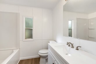 36375 Longleaf Dr in Independence, LA - Building Photo - Building Photo