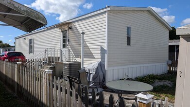 3023 SW 50th St in Fort Lauderdale, FL - Foto de edificio - Building Photo