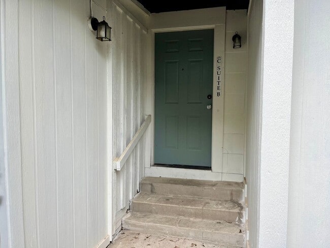 1002 Gregg St in Denton, TX - Building Photo - Building Photo