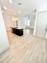 650 Sgt Ed Holcomb Blvd N in Conroe, TX - Building Photo