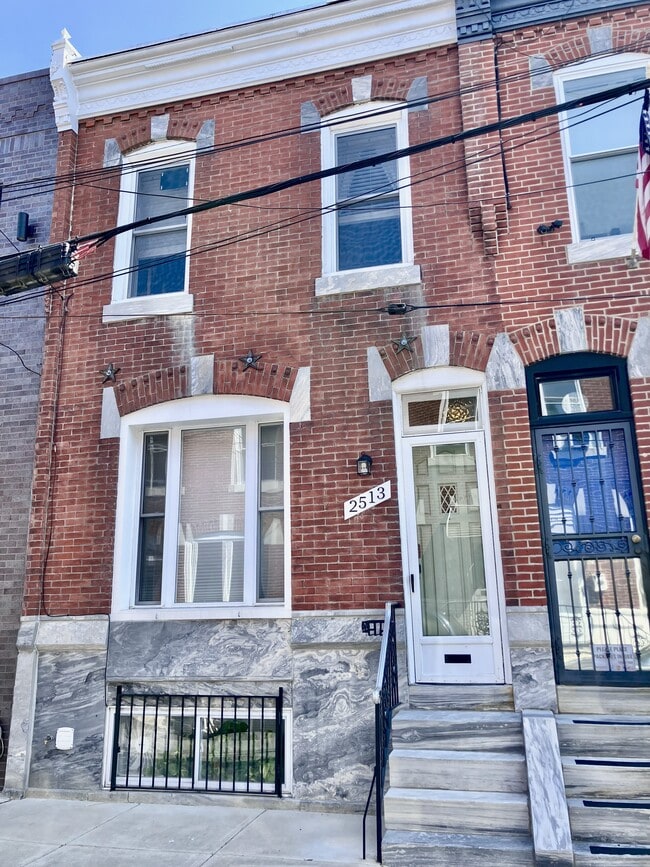 2513 S Mole St