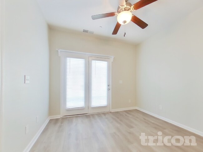 404 Riverwood Ct in Mount Juliet, TN - Foto de edificio - Building Photo