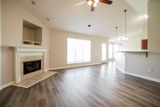 1928 Clairmont Dr in Southaven, MS - Building Photo - Building Photo
