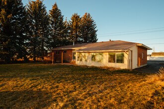 284 N 45th E in Idaho Falls, ID - Building Photo - Building Photo