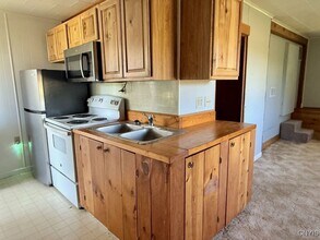 2522 County Rte 15 in Sandy Creek, NY - Building Photo - Building Photo