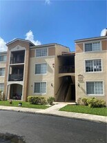 2081 Renaissance Blvd in Miramar, FL - Building Photo