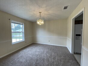 804 Malibu Dr in Hinesville, GA - Building Photo - Building Photo