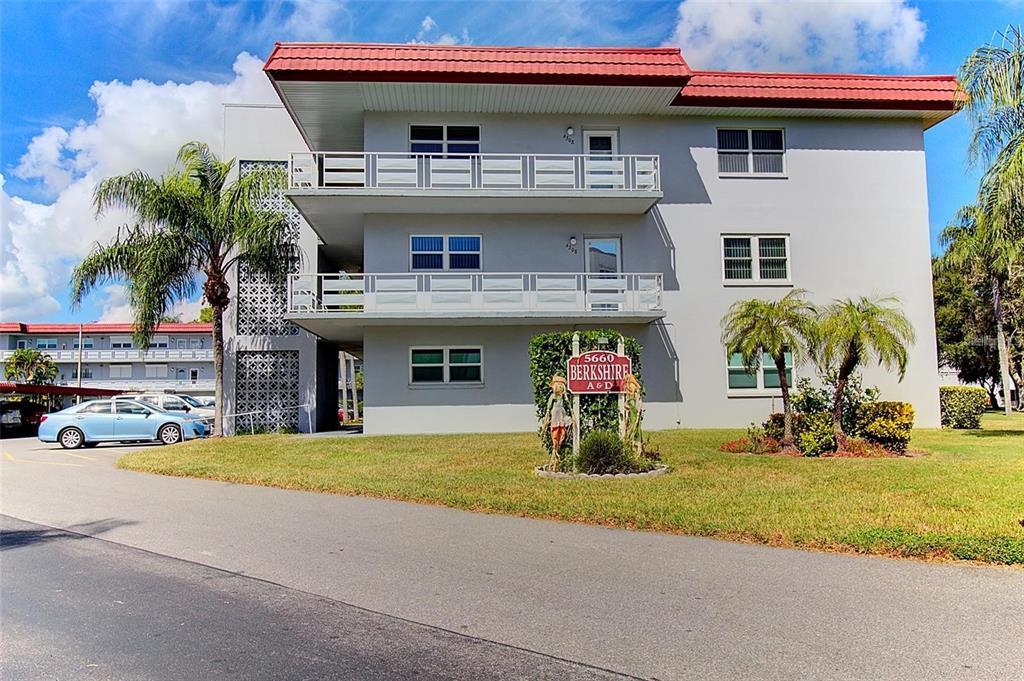 5660 80th St N in St. Petersburg, FL - Building Photo