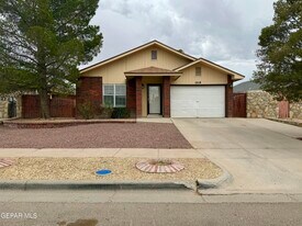 12118 Royal Woods Dr in El Paso, TX - Building Photo