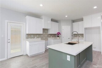904 W 27th St in Mission, TX - Building Photo - Building Photo