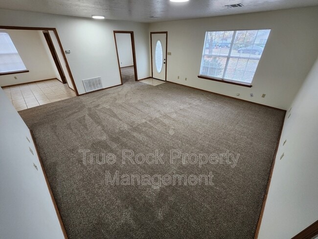 628 W 22nd St in Ada, OK - Building Photo - Building Photo