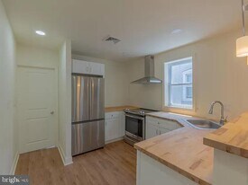 5432 Springfield Ave in Philadelphia, PA - Building Photo