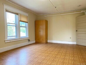 15 Woodcrest Ave in White Plains, NY - Building Photo - Building Photo