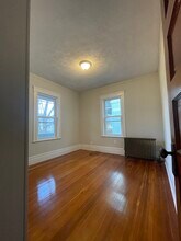 50 Lambert St, Unit 3 in Medford, MA - Building Photo - Building Photo