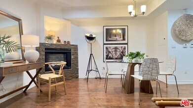 5633 Carlton Way in Los Angeles, CA - Building Photo - Building Photo