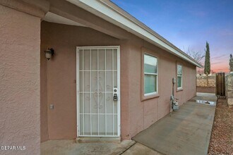 3424 Tierra Cobre Dr in El Paso, TX - Building Photo - Building Photo