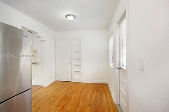 27 Phoenetia Ave in Coral Gables, FL - Building Photo - Building Photo