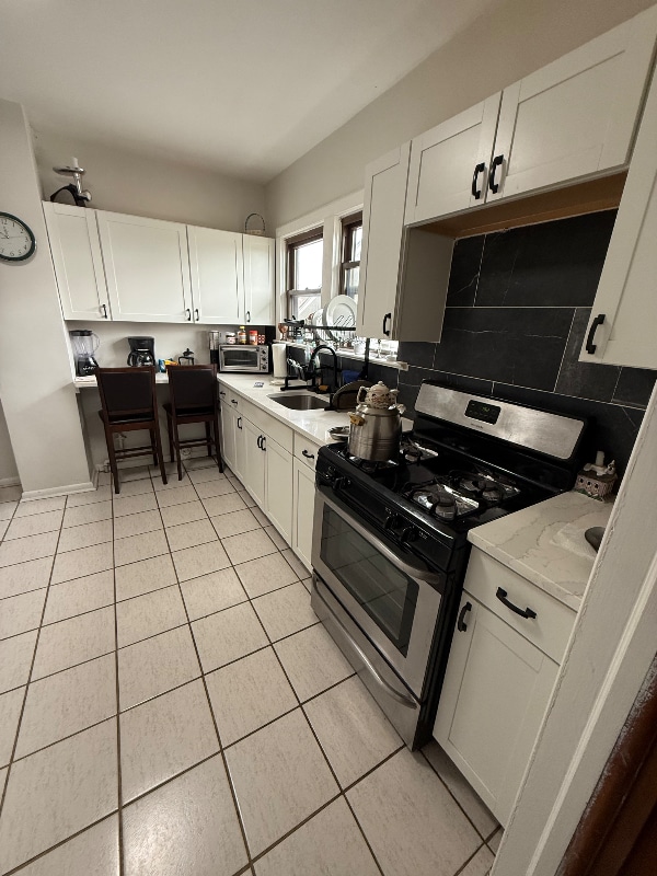 property at 10 Elizabeth St
