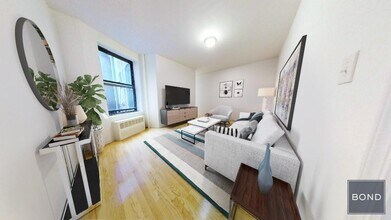 411 E 70th St in New York, NY - Building Photo - Building Photo