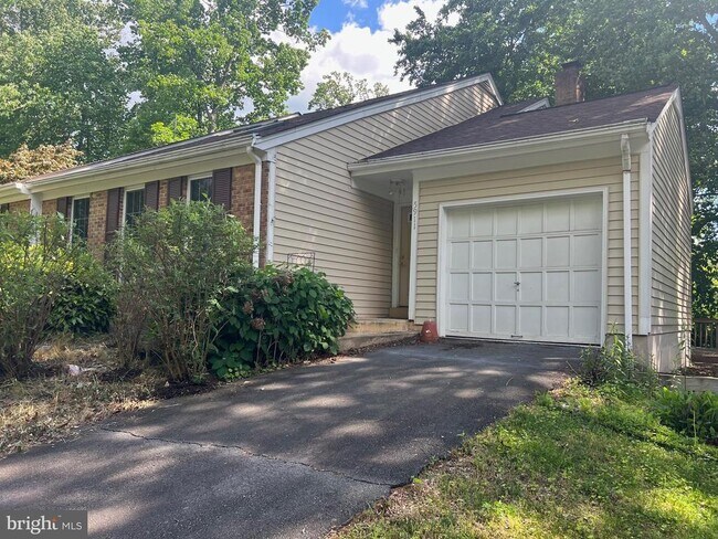 property at 5911 Wood Sorrels Ct