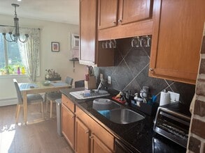 3540 Hennepin Ave in Minneapolis, MN - Building Photo - Building Photo