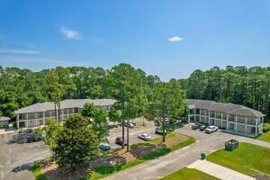 1940 Bluewater Blvd in Niceville, FL - Foto de edificio - Building Photo