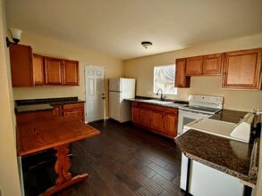 71938 Gorgonio Dr in Twentynine Palms, CA - Foto de edificio - Building Photo