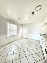 1943 S Highland St in Amarillo, TX - Building Photo - Building Photo