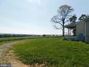 398 Shady Grove Ln in Rippon, WV - Building Photo - Building Photo