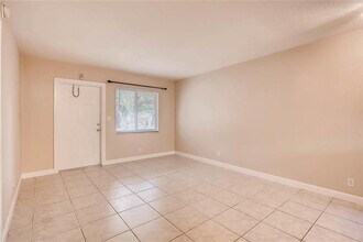 2643 NE 8th Ave in Wilton Manors, FL - Building Photo - Building Photo
