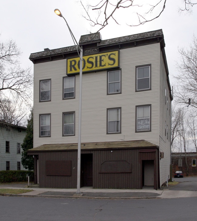 331 Park St in New Britain, CT - Building Photo - Building Photo