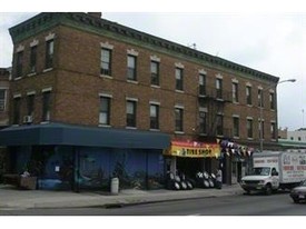 2105 Atlantic Ave in Brooklyn, NY - Building Photo