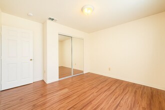 3431 W 67th St in Los Angeles, CA - Building Photo - Building Photo