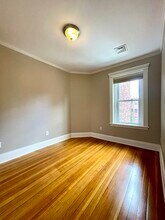 5 Strathmore Rd in Brookline, MA - Building Photo - Building Photo