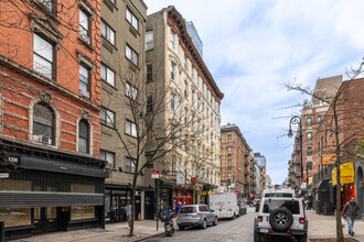 132-134 Ludlow St in New York, NY - Building Photo - Building Photo