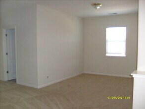 2621 Prosperity Way in Modesto, CA - Building Photo - Building Photo