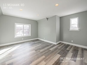 13 Mohawk Rd in Pontiac, MI - Building Photo - Building Photo