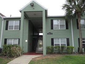 2065 Dixie Belle Dr in Orlando, FL - Building Photo