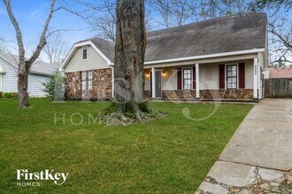 4202 Runningbrook Cir in Memphis, TN - Building Photo - Building Photo