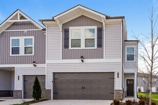 1731 Tahoma Dr in Lebanon, TN - Building Photo
