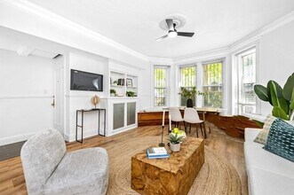 345 Commonwealth Ave, Unit 1A in Boston, MA - Building Photo - Building Photo