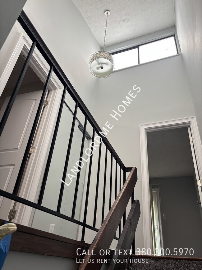 property at 2842 Stonehenge Dr